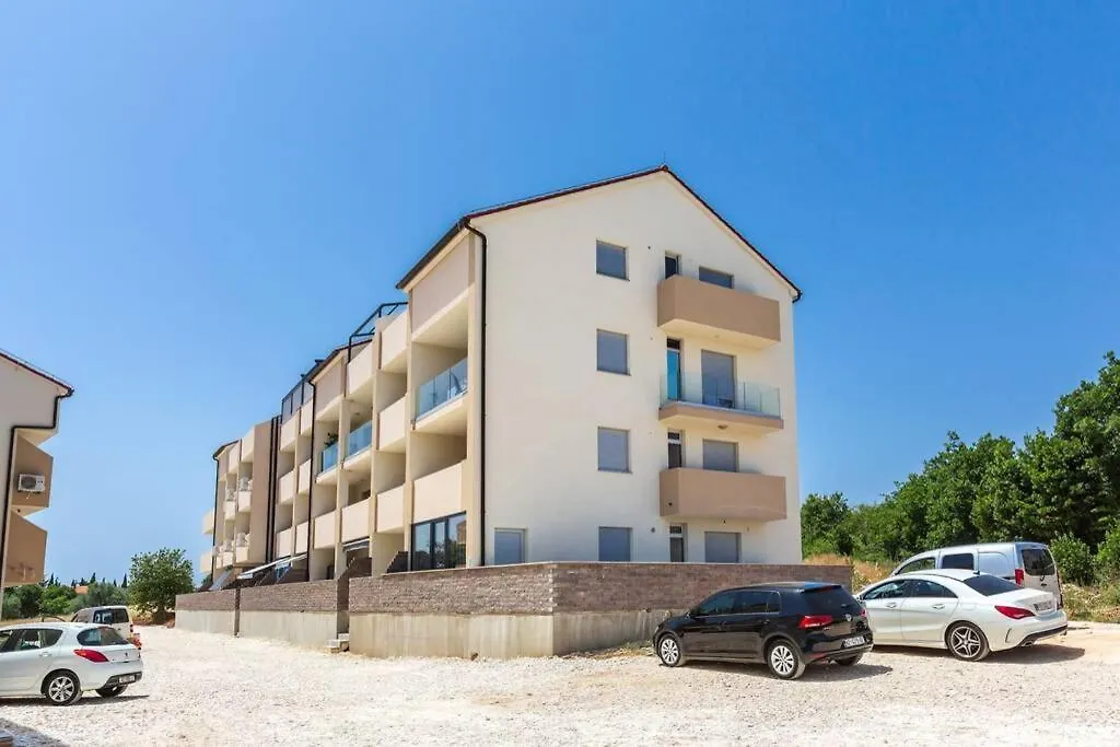 Istriensonne 0685 - Apartment Sic Medulin 0*,  Croatia